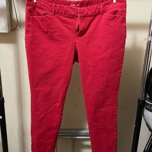 Old Navy Pixie Ankle pants. Size 16. Red